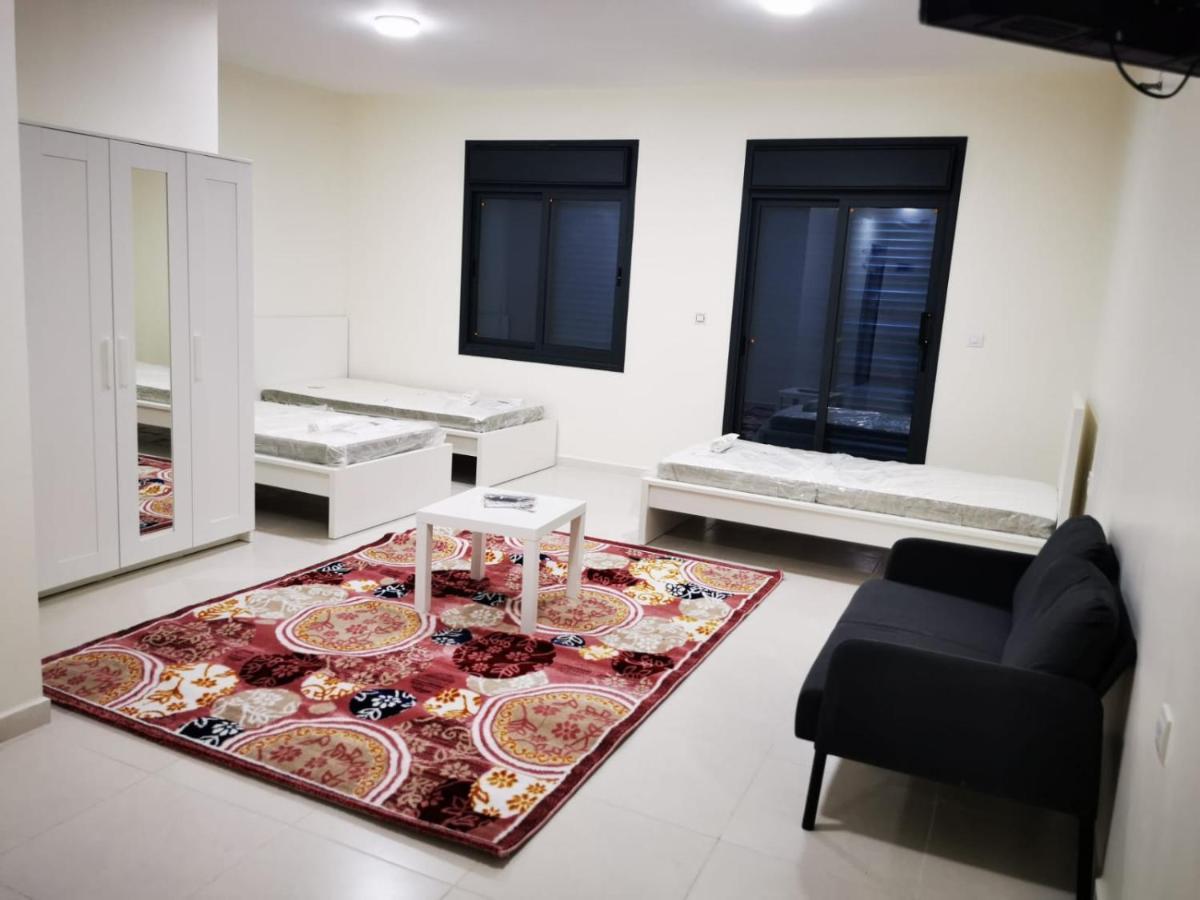 For Women Only - للنساء فقط Apartment Umm al-Amad Exterior photo